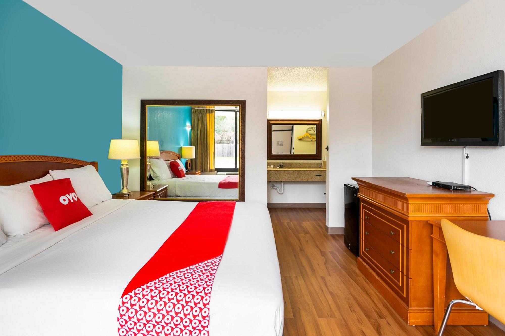 Oyo Hotel Bossier City La - Red River Exterior photo